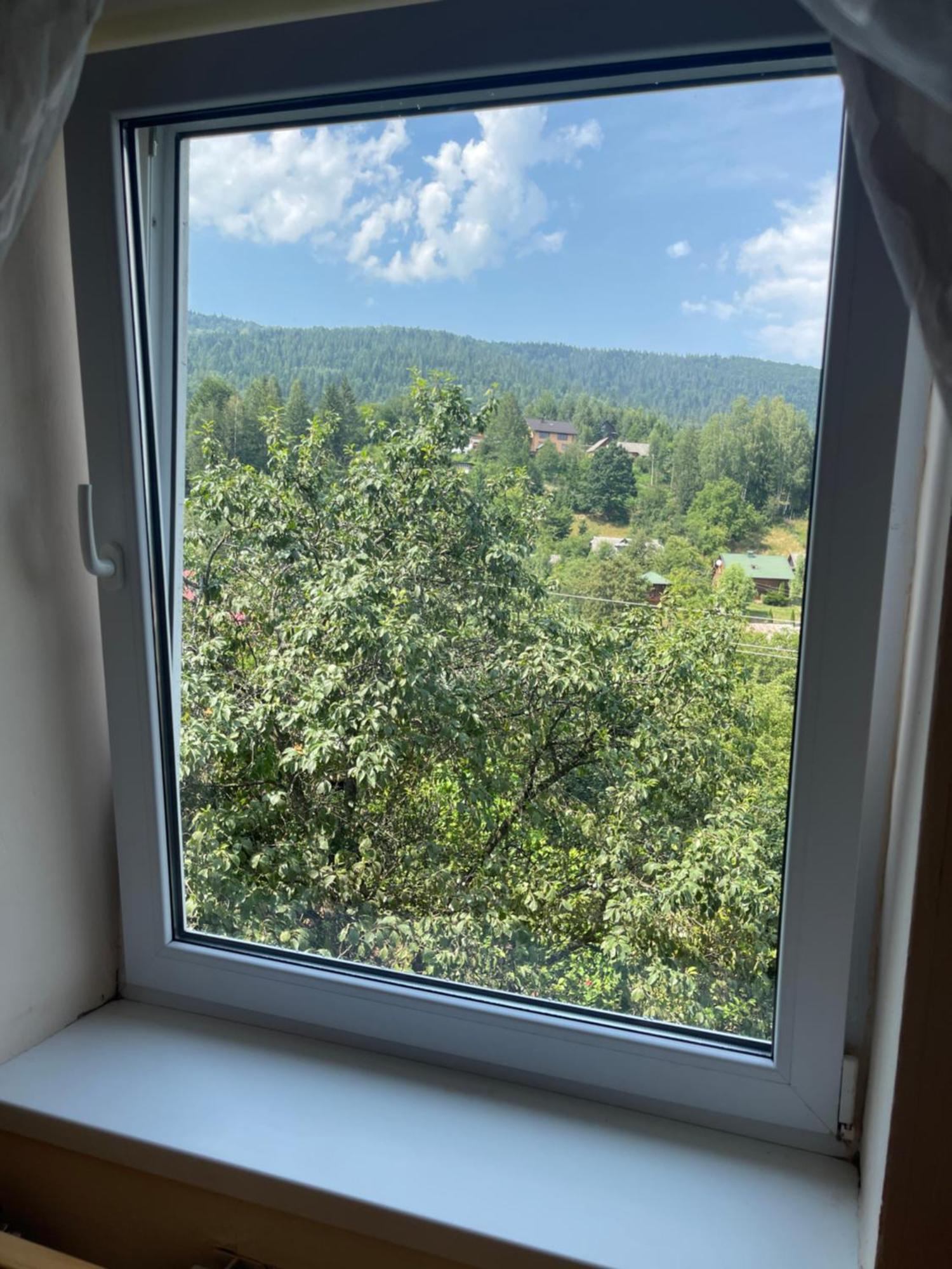 Zabava Apartment Yaremche Ngoại thất bức ảnh